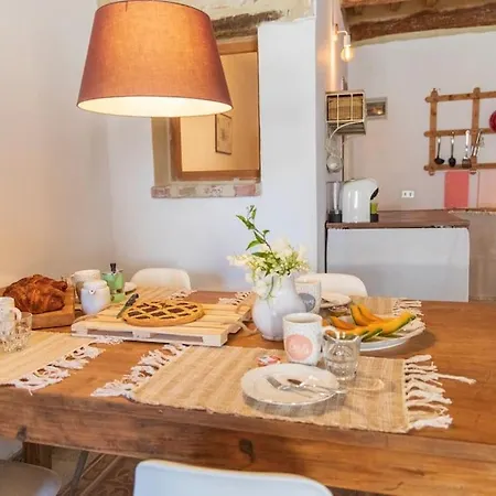 Apartment Leontine In By Yohome *