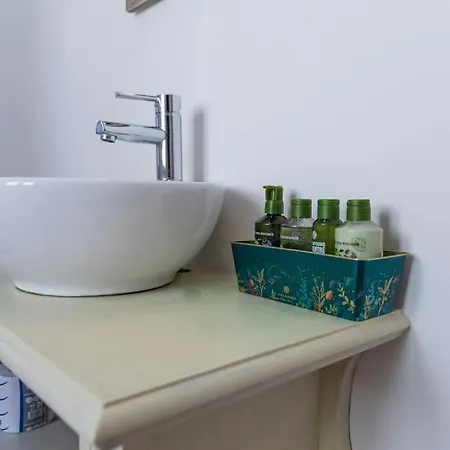 Leontine In By Yohome *