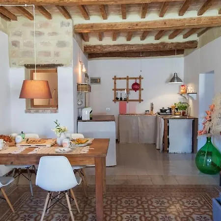 Leontine In By Yohome Mondaino