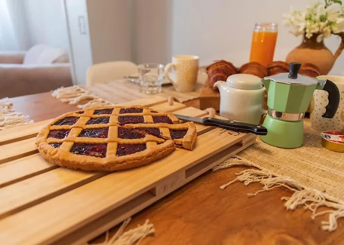 Leontine In By Yohome Daire *