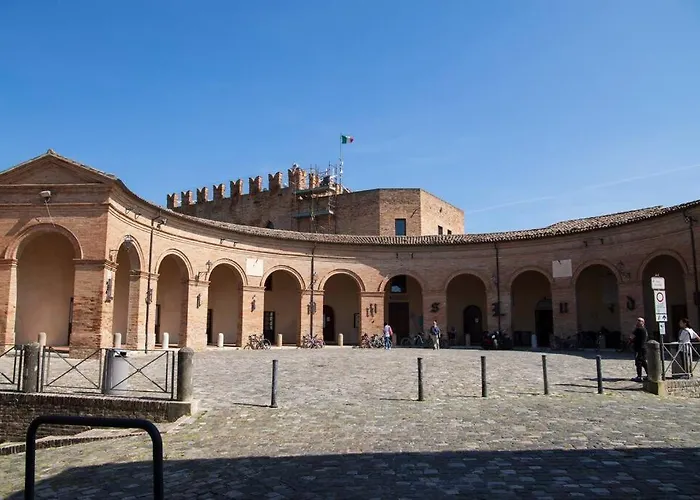 Leontine In By Yohome * Mondaino